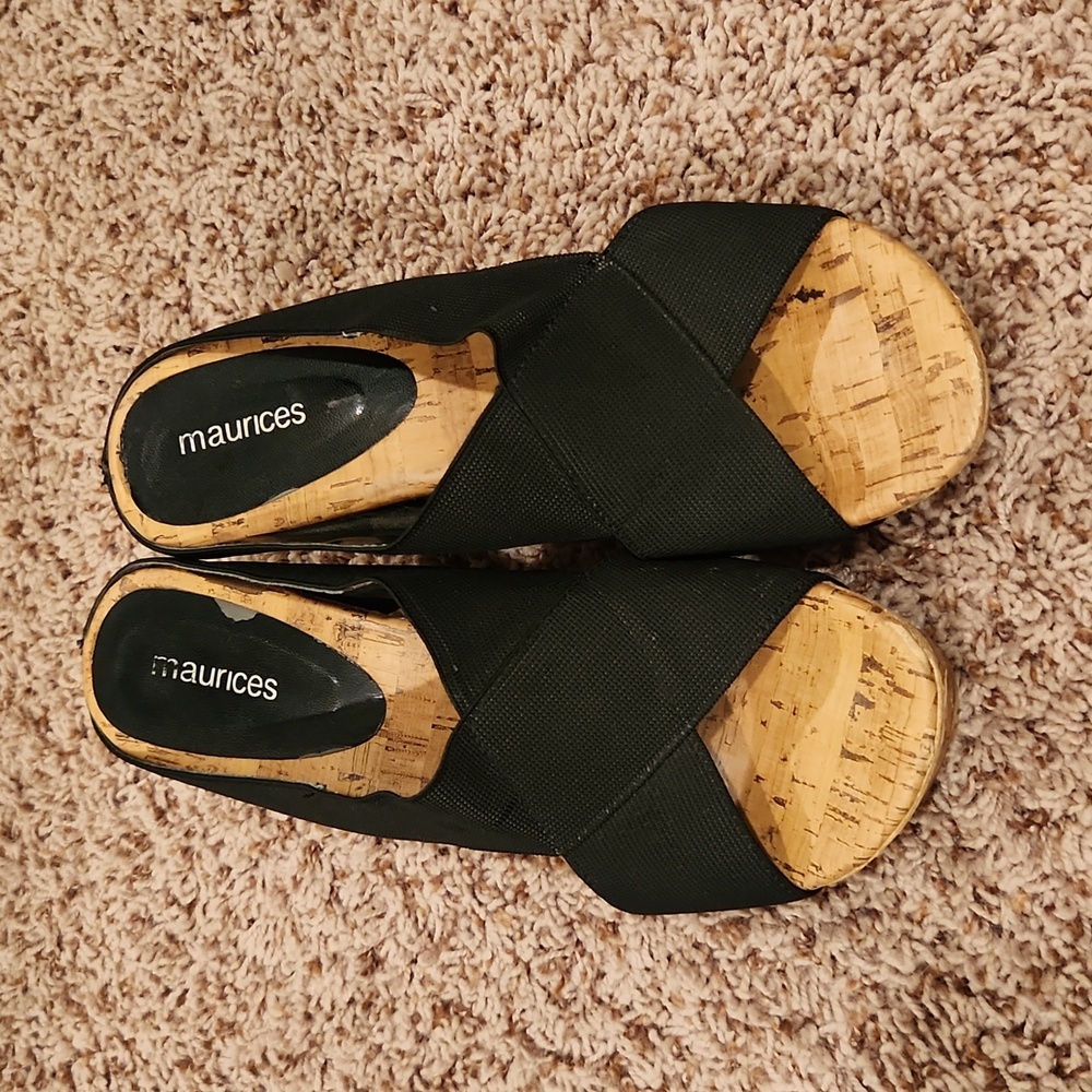 Black sandal